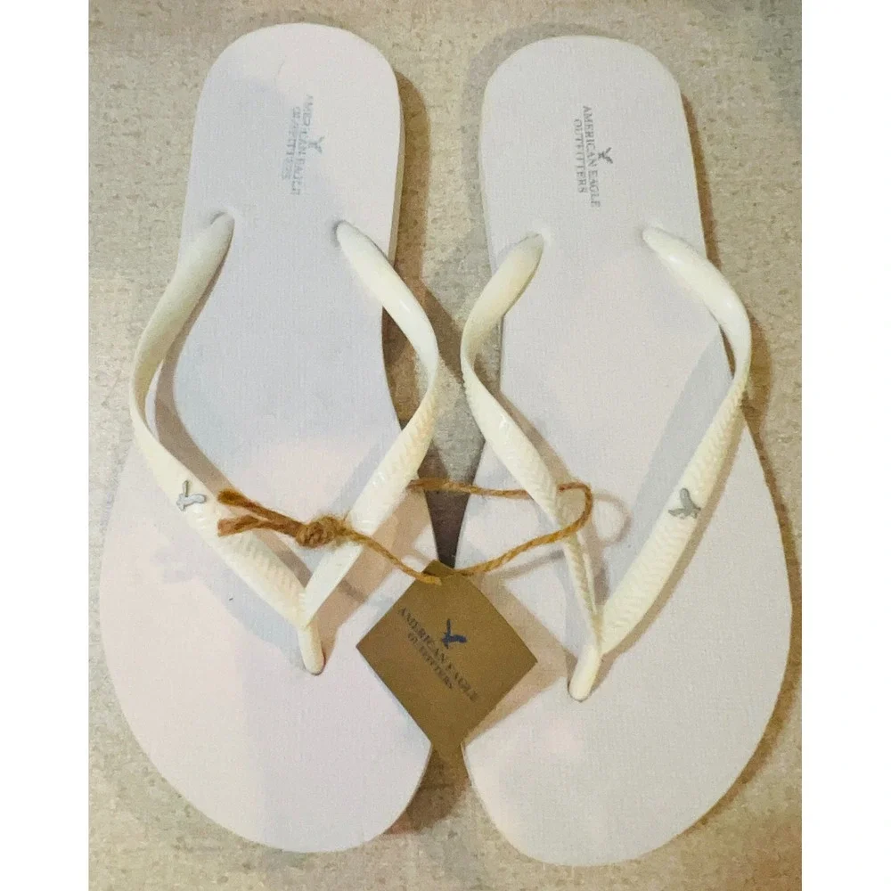 American Eagle Outfitters Womens White Flip Flop Sandals Eagle Logo Size Medium